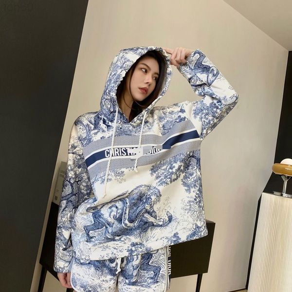 two piece dress designer 2022 thailand summer and autumn new ink painting printing hooded loose sweater + shorts casual two-piece set kh0y20, White
two piece dress designer 2022 thailand summer and autumn new ink painting printing hooded loose sweater + shorts casual two-piece set kh0y20, White