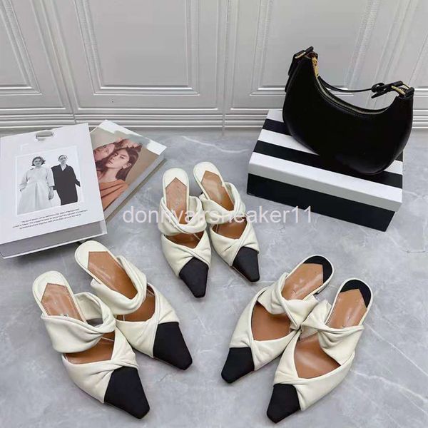slippers xiaoxiangfeng's same full leather sandals, women's summer color matching sheepskin baotou, soft flat bottom, wear sandals, Black
slippers xiaoxiangfeng's same full leather sandals, women's summer color matching sheepskin baotou, soft flat bottom, wear sandals, Black