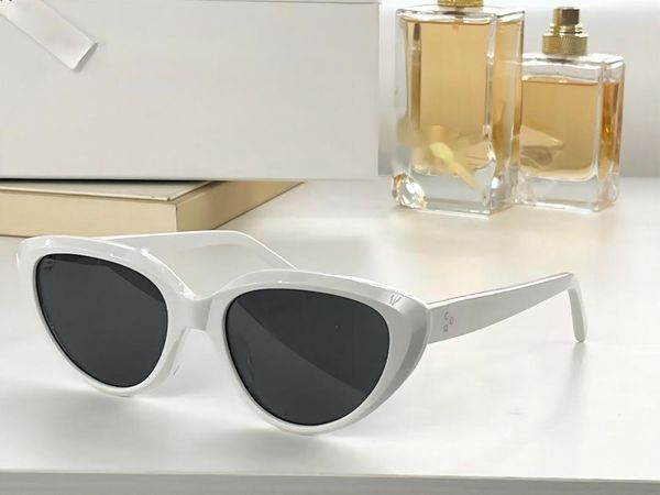 sunglasses for men women summer style 4s220u anti-ultraviolet retro plate full frame random box, White;black
sunglasses for men women summer style 4s220u anti-ultraviolet retro plate full frame random box, White;black