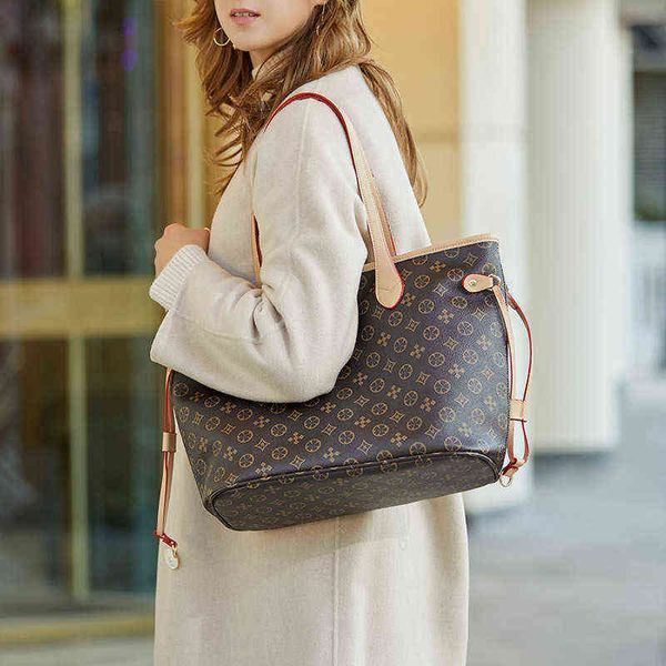 2022 new and summer large capacity red women's portable shoulder old flower tote 2020 latest designer fashion brand bags factory online
2022 new and summer large capacity red women's portable shoulder old flower tote 2020 latest designer fashion brand bags factory online