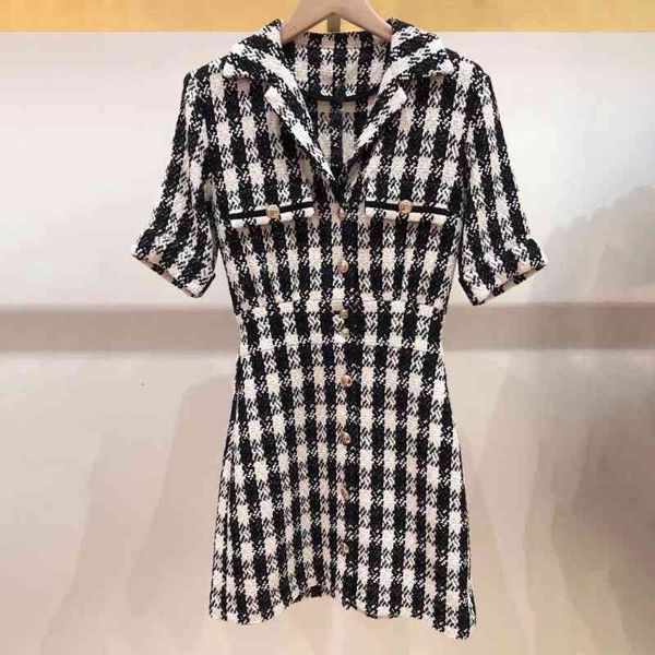 casual dresses spring and summer style small fragrance coarse tweed check waist closing short sleeve dress female, Black;gray
casual dresses spring and summer style small fragrance coarse tweed check waist closing short sleeve dress female, Black;gray