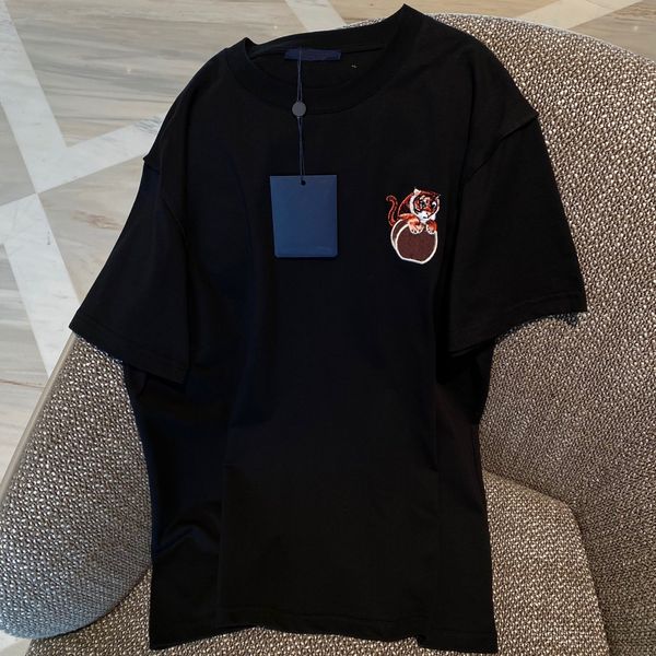 2022 luxury women's t-shirt mens short sleeve fashion classic letter embroidery print designer lady loose and breathable size s-l, White
2022 luxury women's t-shirt mens short sleeve fashion classic letter embroidery print designer lady loose and breathable size s-l, White