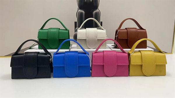 ladies handbags designer leather ladies shoulder bags buckle messenger bag noble casual party clutch 2022 new
ladies handbags designer leather ladies shoulder bags buckle messenger bag noble casual party clutch 2022 new