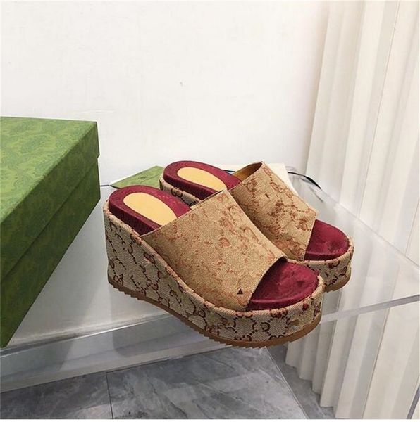 2022 classics woman designers slippers fashion thick bottom sandals letter embroidery slides lady platform wedges sandal beach high heel 35-, Black
2022 classics woman designers slippers fashion thick bottom sandals letter embroidery slides lady platform wedges sandal beach high heel 35-, Black