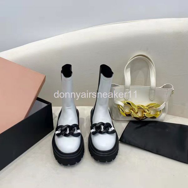boots high end autumn winter metal chain leather thick soled short boots british style chelsea martin, Black 
boots high end autumn winter metal chain leather thick soled short boots british style chelsea martin, Black