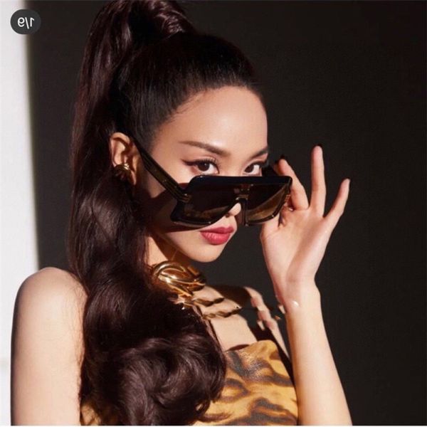 sunglasses 's big frame shaped ink driver's anti ultraviolet sunglasses, White;black
sunglasses 's big frame shaped ink driver's anti ultraviolet sunglasses, White;black