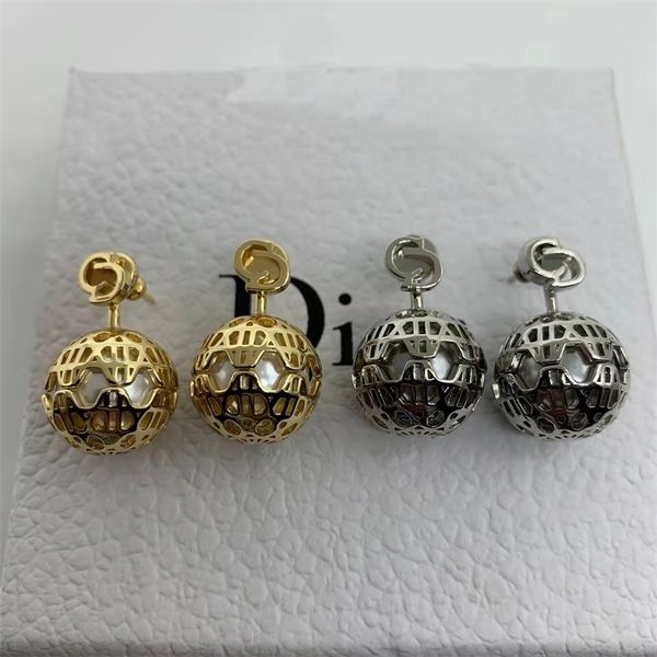 the new 70% off family earrings new 21 year letter spherical women's high sense personality earrings, Golden
the new 70% off family earrings new 21 year letter spherical women's high sense personality earrings, Golden