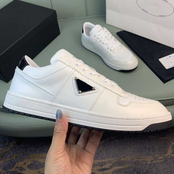 mens designer colorful casual shoes black white red cowhide sneakeres classic version sports style flat sneaker outdoor traniner 01
mens designer colorful casual shoes black white red cowhide sneakeres classic version sports style flat sneaker outdoor traniner 01
