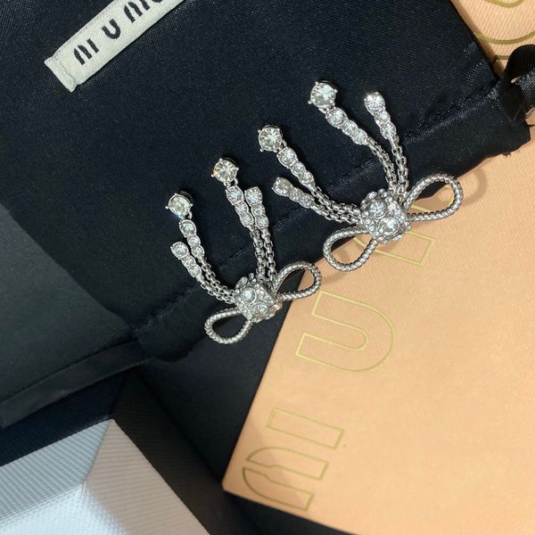 jewelry m-letters earrings ear stud designer earrings women brand 925 silver plated copper crystal earrings jewelry gift for party womens we, Golden;silver
jewelry m-letters earrings ear stud designer earrings women brand 925 silver plated copper crystal earrings jewelry gift for party womens we, Golden;silver