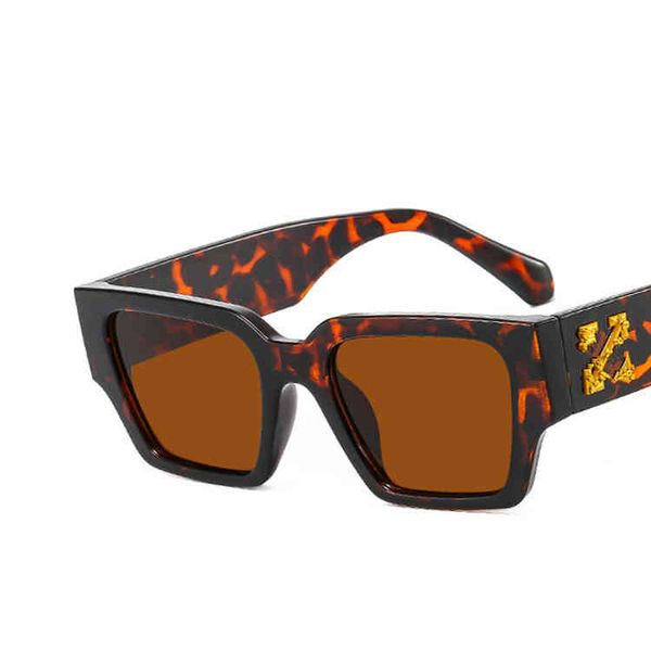 2022 luxury brand designer fashion women sunglasses 50%off retro small square white frame glass golden letter sun glasses men uv400 s6i3, White;black
2022 luxury brand designer fashion women sunglasses 50%off retro small square white frame glass golden letter sun glasses men uv400 s6i3, White;black