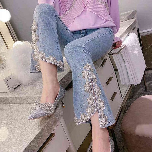 2022 spring fashion diamnd beading split jeans women high waist skinny flare 221225, Blue
2022 spring fashion diamnd beading split jeans women high waist skinny flare 221225, Blue