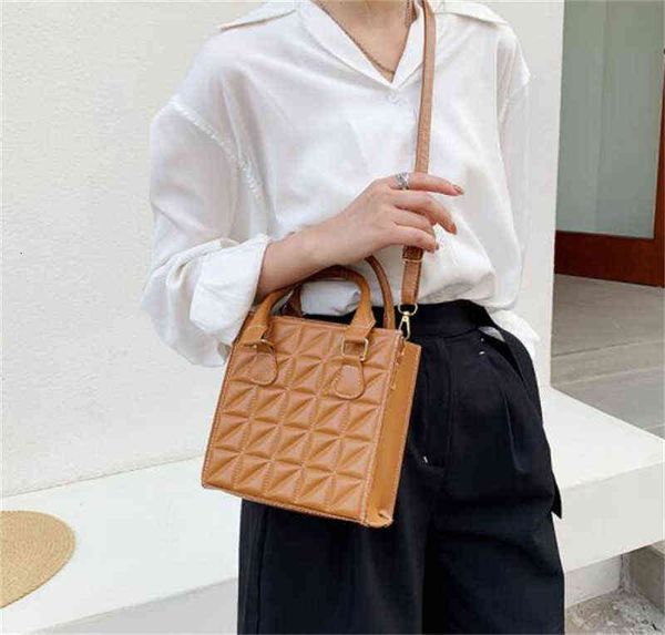 7a+hbp women bags triangulated rhomboid chain shoulder bag hobo handbags square black oblique cross lady tote crossbody messenger purse
7a+hbp women bags triangulated rhomboid chain shoulder bag hobo handbags square black oblique cross lady tote crossbody messenger purse