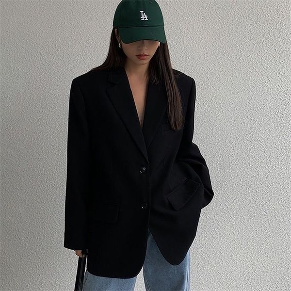 suit blazer fashion solid color lapel blazer women elegant vintage casual loose temperament coat jacket women goth 220509, White;black
suit blazer fashion solid color lapel blazer women elegant vintage casual loose temperament coat jacket women goth 220509, White;black