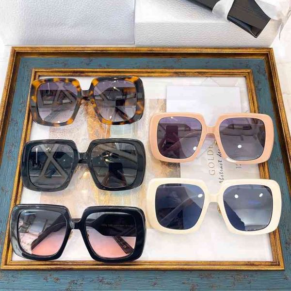 2022 new d same large factory outlet fashion men's women's sunglasses2022 trendy latest sunglasses, White;black
2022 new d same large factory outlet fashion men's women's sunglasses2022 trendy latest sunglasses, White;black