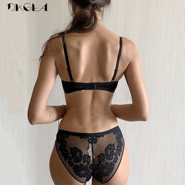 bandage green lace bra women lingerie embroidery thick push up brassiere cotton underwear set bras gather y200415, Red;black
bandage green lace bra women lingerie embroidery thick push up brassiere cotton underwear set bras gather y200415, Red;black