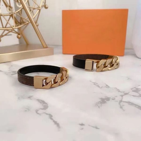 bracelet designer jewelry stainless steel love lock v luxury fashion simple elegant leather bracelets ladies/men couple gifts exquisite whol, Golden;silver
bracelet designer jewelry stainless steel love lock v luxury fashion simple elegant leather bracelets ladies/men couple gifts exquisite whol, Golden;silver