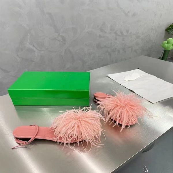 new 2022 luxury designer slides women's sandals fashion luxury slippers leather beach shoes casual shoes ostrich feather shuttlecock sh, Black
new 2022 luxury designer slides women's sandals fashion luxury slippers leather beach shoes casual shoes ostrich feather shuttlecock sh, Black