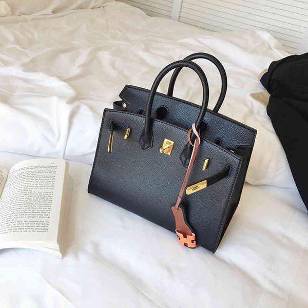 herms designer bags birkins bag handbag palm print advanced sense mini milkshake white 2022 new fashion autumn and winter atmosphere portabl
herms designer bags birkins bag handbag palm print advanced sense mini milkshake white 2022 new fashion autumn and winter atmosphere portabl