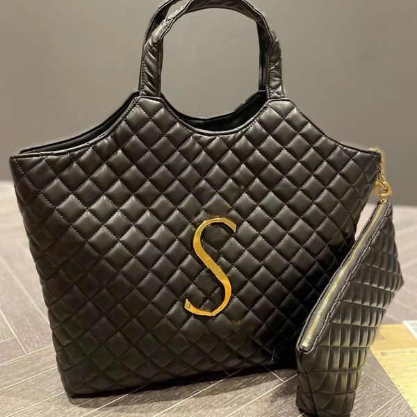 designer ladies totes hand-held leather luxury goods handbag classic fashion brand one-shoulder zipper two-piece suit
designer ladies totes hand-held leather luxury goods handbag classic fashion brand one-shoulder zipper two-piece suit