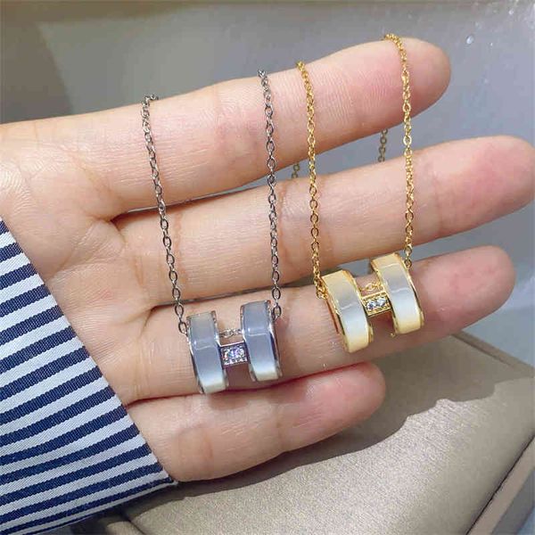korean simple opal diamond inlaid h titanium steel necklace various colors letter clavicle chain do not fade, Silver
korean simple opal diamond inlaid h titanium steel necklace various colors letter clavicle chain do not fade, Silver