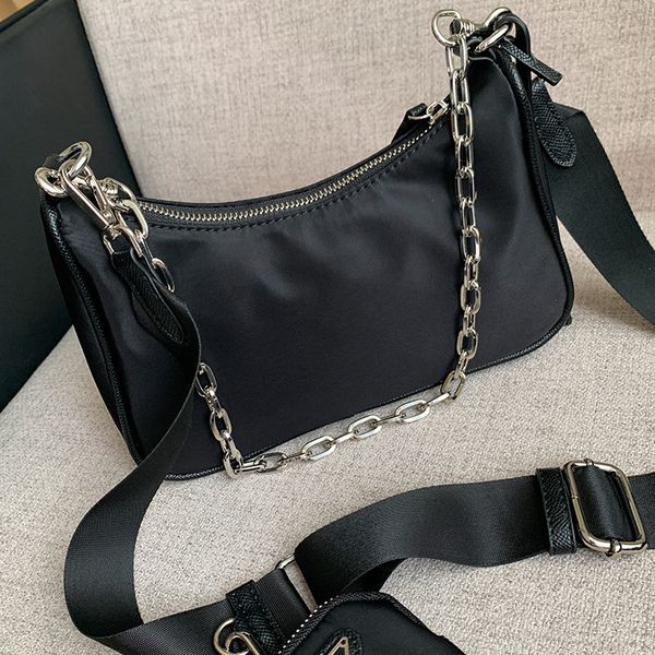 luxury branded handbags crossbody shoulder bags designer purses with a detachable pouch attached nylon versatile removeable chain handbag ho
luxury branded handbags crossbody shoulder bags designer purses with a detachable pouch attached nylon versatile removeable chain handbag ho