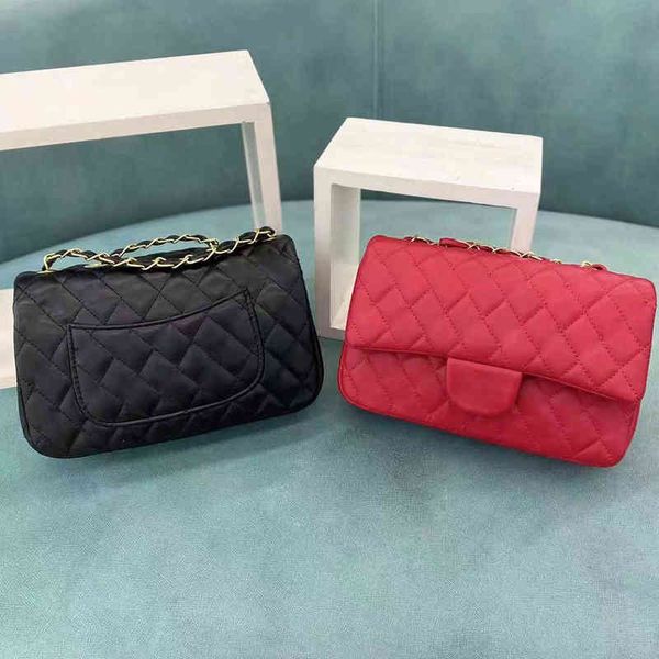 hight quality luxury designer totes shopping bag woman oblique leather embroidery handbags shoulder bags ladies fashion banquet cowboy black
hight quality luxury designer totes shopping bag woman oblique leather embroidery handbags shoulder bags ladies fashion banquet cowboy black