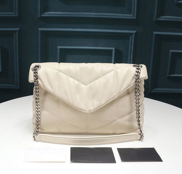 Designer Ladies Evening Bags Totes Handbag Genuine Leather Brand Messenger Chain Classic fashion High Quality Luxury size 29-17-11
Designer Ladies Evening Bags Totes Handbag Genuine Leather Brand Messenger Chain Classic fashion High Quality Luxury size 29-17-11