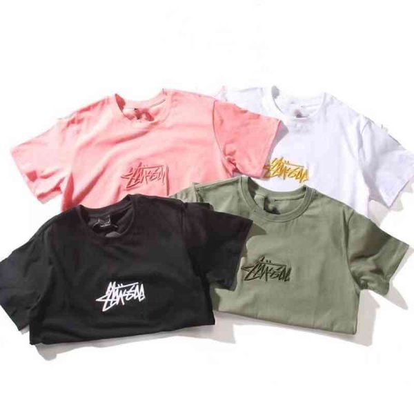 the designer european and american fashion brand classic embroidered letterss short versatile loose couples t-shirt, White
the designer european and american fashion brand classic embroidered letterss short versatile loose couples t-shirt, White