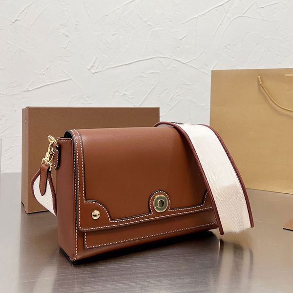 shoulder bags lady cross body flap cover purse genuine leather two tone design removable wallet fashion letter wide strap hardware casual
shoulder bags lady cross body flap cover purse genuine leather two tone design removable wallet fashion letter wide strap hardware casual