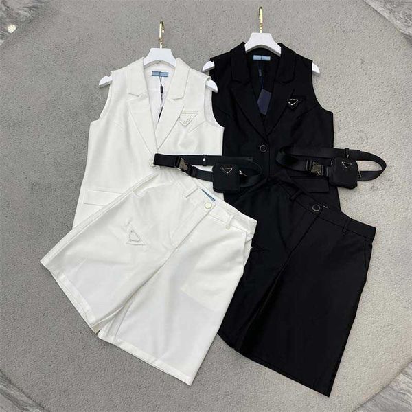 2022 women's tank blazer short dress two piece casual sleeveless slim fit black white suit
2022 women's tank blazer short dress two piece casual sleeveless slim fit black white suit