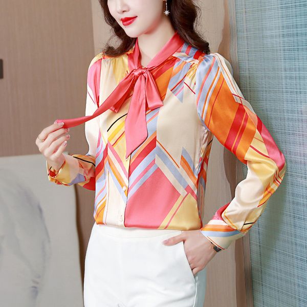 2022 geometric print blouses long sleeve women designer silk shirts sweet cute ladies office button down shirt spring autumn chic woman form, White
2022 geometric print blouses long sleeve women designer silk shirts sweet cute ladies office button down shirt spring autumn chic woman form, White