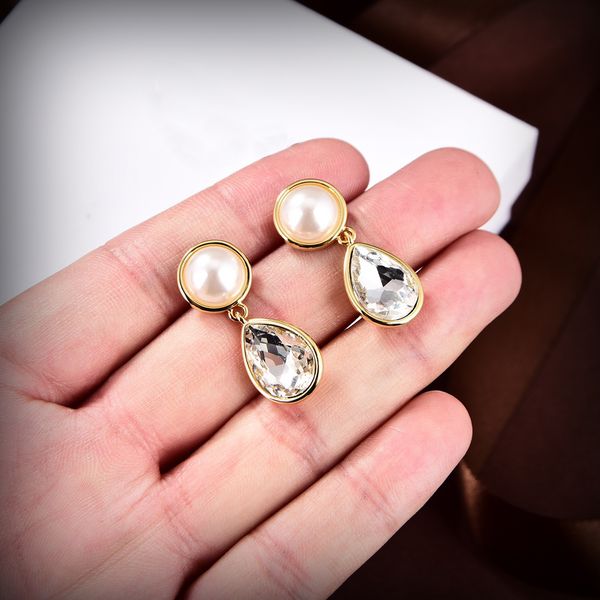 luxury designer fashion pearl stud earrings womens simple earings party wedding gift engagement jewelry for bride, Golden;silver
luxury designer fashion pearl stud earrings womens simple earings party wedding gift engagement jewelry for bride, Golden;silver
