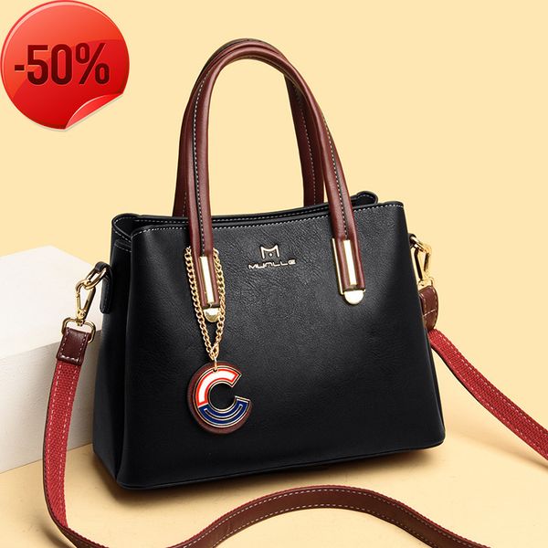fashion luxury designerleather texture women's 2022 new simple atmosphere one shoulder handbag trend princess bag
fashion luxury designerleather texture women's 2022 new simple atmosphere one shoulder handbag trend princess bag