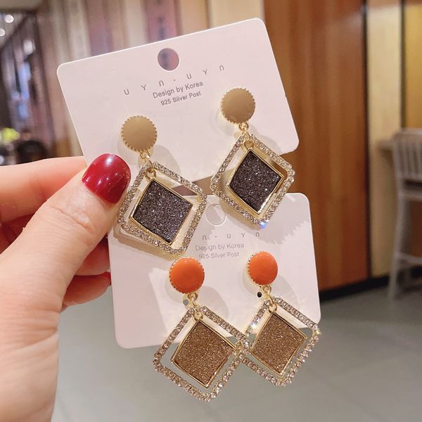 s925 silver needle cold wind earrings irregular simple multilayer ring earrings metal net red
s925 silver needle cold wind earrings irregular simple multilayer ring earrings metal net red