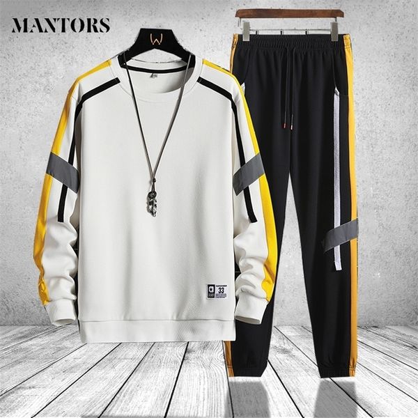 brand men casual sets patchwork autumn spring long sleeve men's hoodies pants two piece tracksuit male sportswear set plus size 201128, Gray
brand men casual sets patchwork autumn spring long sleeve men's hoodies pants two piece tracksuit male sportswear set plus size 201128, Gray