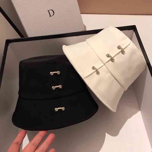 hats korean version net red fashion ring buckle diamond inlaid fisherman hat female spring and summer street versatile sunshade sunscreen bi, Blue;gray
hats korean version net red fashion ring buckle diamond inlaid fisherman hat female spring and summer street versatile sunshade sunscreen bi, Blue;gray