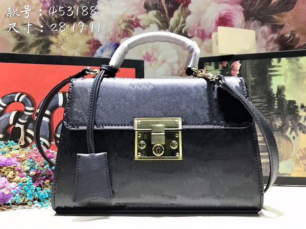 designer bag women chain clamshell temperament senior the tote bags fashion embossing shoulder vintage handbags womens purses bags wallet
designer bag women chain clamshell temperament senior the tote bags fashion embossing shoulder vintage handbags womens purses bags wallet