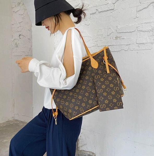 fashion accessories bags woman 2022 new louiseity presbyopic bucket viutonity bag european and american retro one shoulder handbag lvs, Silver
fashion accessories bags woman 2022 new louiseity presbyopic bucket viutonity bag european and american retro one shoulder handbag lvs, Silver