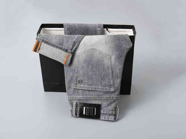 family am light luxury hong kong fashion brand high-end men's jeans youth leisure slim straight elastic cotton spring and summer, Blue
family am light luxury hong kong fashion brand high-end men's jeans youth leisure slim straight elastic cotton spring and summer, Blue