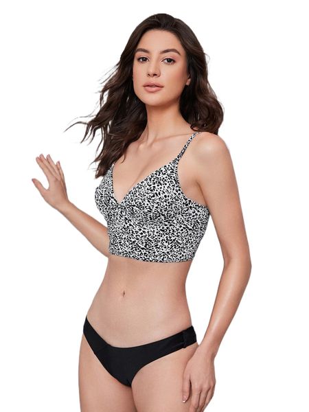 leopard pattern crop cami m0xq#, Black;red
leopard pattern crop cami m0xq#, Black;red