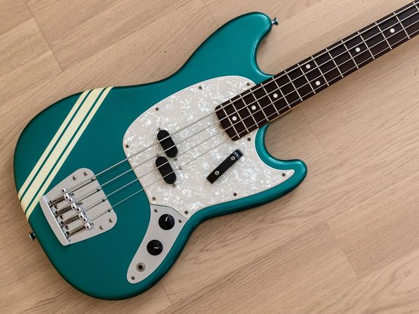 competition mustang bass '69 vintage reissue ocean turquoise electric guitar
competition mustang bass '69 vintage reissue ocean turquoise electric guitar