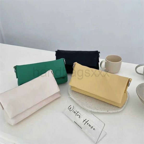 hbp korean version solid color simple underarm bag women's 2022 spring new small rhombic lattice embossed chain portable shoulder
hbp korean version solid color simple underarm bag women's 2022 spring new small rhombic lattice embossed chain portable shoulder