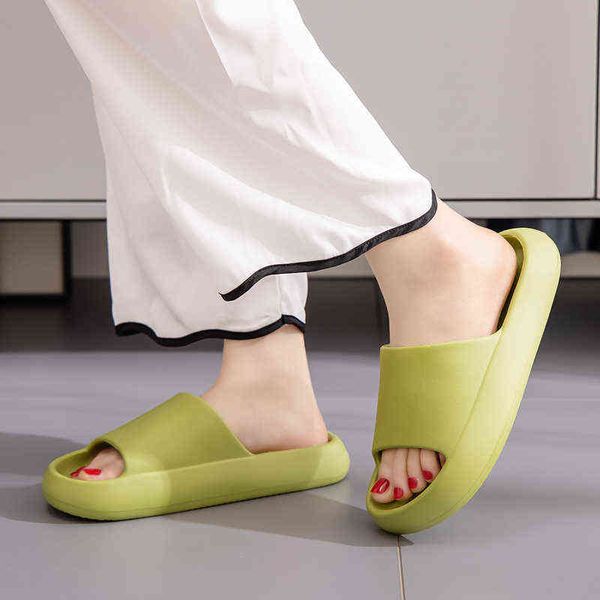 2022 summer super soft slippers men and women couple sandals thick bottom indoor and outdoor slippers home bathroom y220704, Black
2022 summer super soft slippers men and women couple sandals thick bottom indoor and outdoor slippers home bathroom y220704, Black