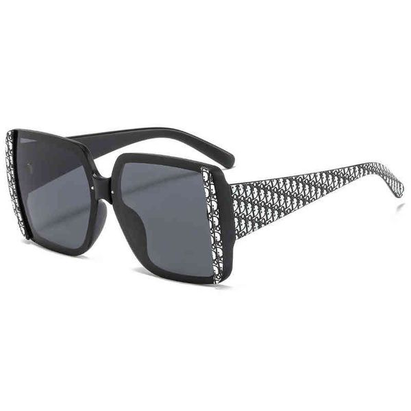 new high polarized men's and women's universal sunglasses letter printed trend brand designer luxury fashion sun glasses, White;black
new high polarized men's and women's universal sunglasses letter printed trend brand designer luxury fashion sun glasses, White;black