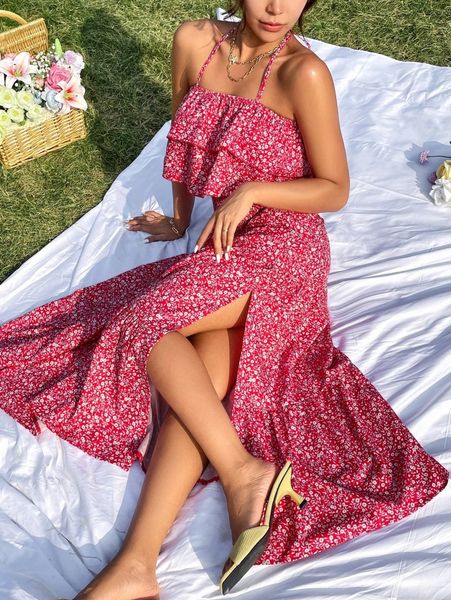 ditsy floral print layered hem halter & shirred waist split thigh skirt o2sk#, White
ditsy floral print layered hem halter & shirred waist split thigh skirt o2sk#, White