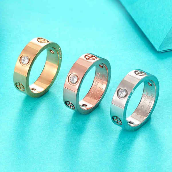 luxury brand ring designer jewelry car classic love series rose gold diamond bnad rings fashion accessories ins new men and women valentine&, Slivery;golden
luxury brand ring designer jewelry car classic love series rose gold diamond bnad rings fashion accessories ins new men and women valentine&, Slivery;golden