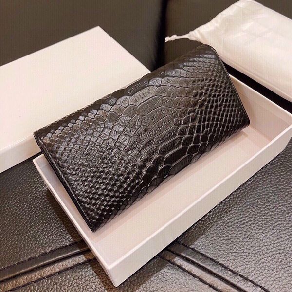 snake-print leather clutch bag 5a high-end quality designer luxury fashion casual leather clip
snake-print leather clutch bag 5a high-end quality designer luxury fashion casual leather clip