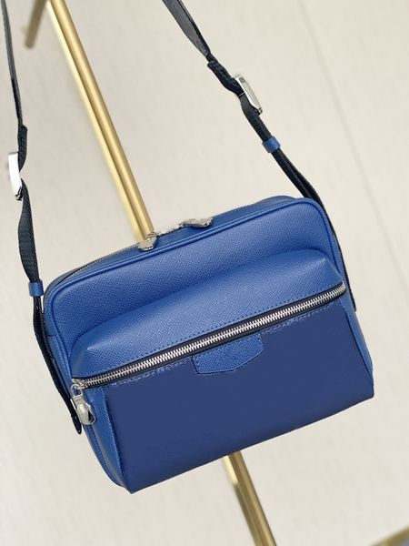 briefcases luxurys designer bags fashion men women shoulder crossbody bag high handbag 29.5cm handbags m30233 m30243 m30242 m30749
briefcases luxurys designer bags fashion men women shoulder crossbody bag high handbag 29.5cm handbags m30233 m30243 m30242 m30749