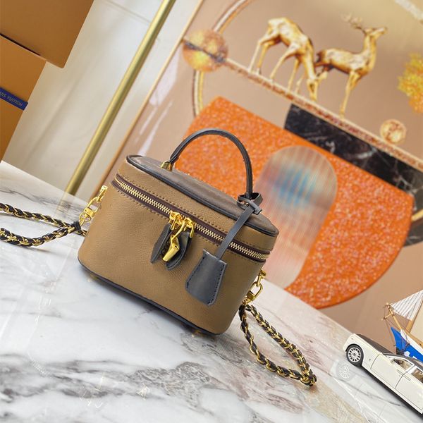 ladies fashion casual designe luxury vanity pm cosmetic bag crossbody shoulder bags tote messenger bag handbag purse pouch with lock
ladies fashion casual designe luxury vanity pm cosmetic bag crossbody shoulder bags tote messenger bag handbag purse pouch with lock