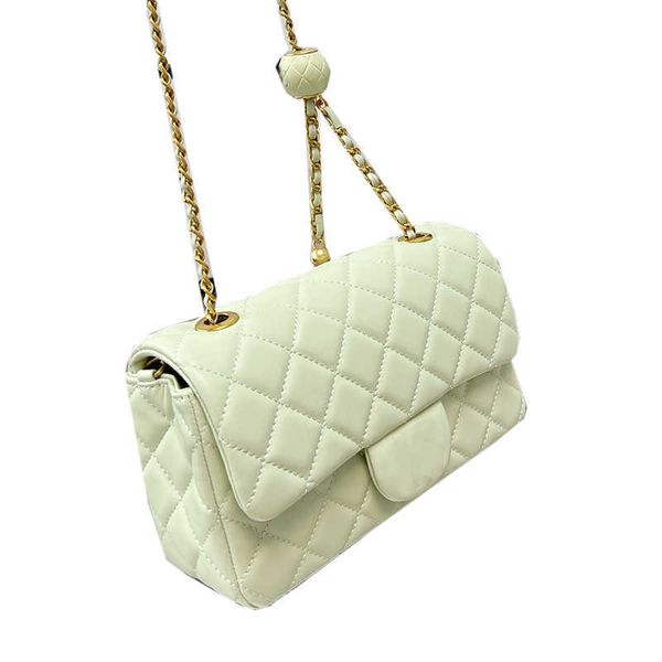 20cm classic mini flap candy crush ball square quilted bags matelasse chain gold metal hardware crossbody shoulder adjustable strap
20cm classic mini flap candy crush ball square quilted bags matelasse chain gold metal hardware crossbody shoulder adjustable strap